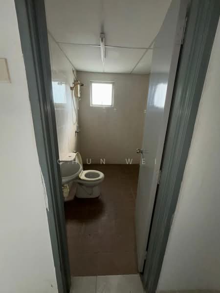 Service Residence for Rent at The Academia @ South City Plaza - Chun Wei Wei - Bathroom - PropertyGuru.com.my