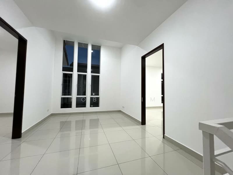 Rumah Berkembar untuk Dijual di Taman Ponderosa (Johor Bahru) - Robin Lim - Interior - PropertyGuru.com.my