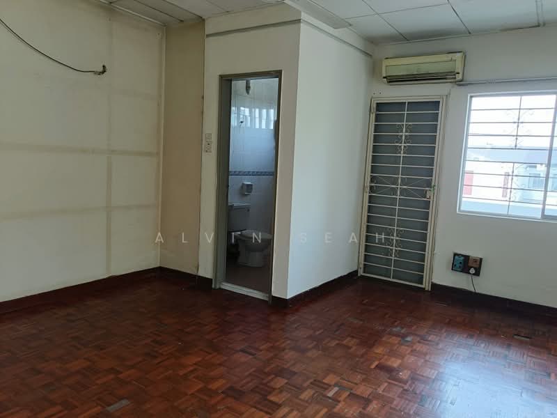 Rumah Teres 2 Tingkat untuk Dijual di Damansara Jaya (Petaling Jaya) - Alvin Seah - Bathroom - PropertyGuru.com.my