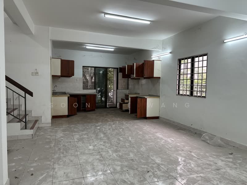 Rumah Teres 2.5 Tingkat untuk Dijual di Bandar Utama (Selangor) - Soon Lee Wang - Kitchen - PropertyGuru.com.my
