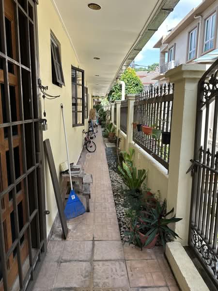 Rumah Teres 2.5 Tingkat untuk Dijual di Bandar Utama (Selangor) - Soon Lee Wang - Exterior - PropertyGuru.com.my