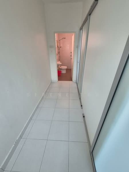 2-storey Terraced House for Sale in Johor Bahru (Johor) - Serene Tan - Corridor - PropertyGuru.com.my