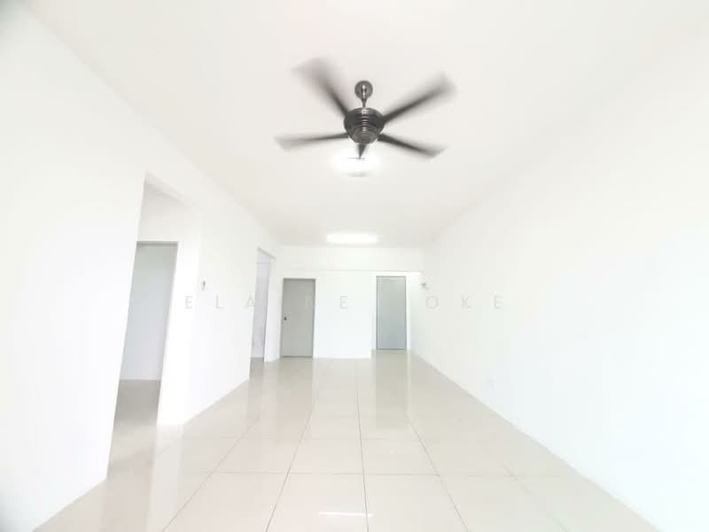 Pangsapuri untuk Dijual di Silk Residence - Elaine Loke - Living Room - PropertyGuru.com.my