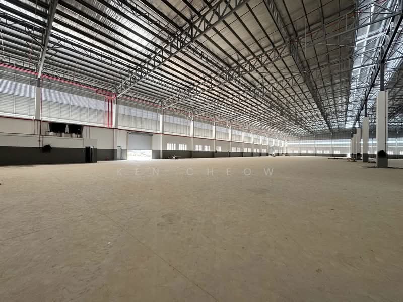 Detached Factory for Rent in Taman Perindustrian Senai (Senai) - Ken Cheow - Interior - PropertyGuru.com.my