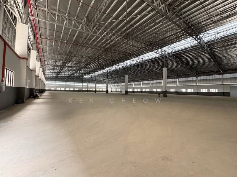 Detached Factory for Rent in Taman Perindustrian Senai (Senai) - Ken Cheow - Interior - PropertyGuru.com.my