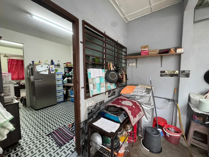 Rumah Teres 2 Tingkat untuk Dijual di Pandan Perdana (Cheras) - Lewis Tam - Kitchen - PropertyGuru.com.my