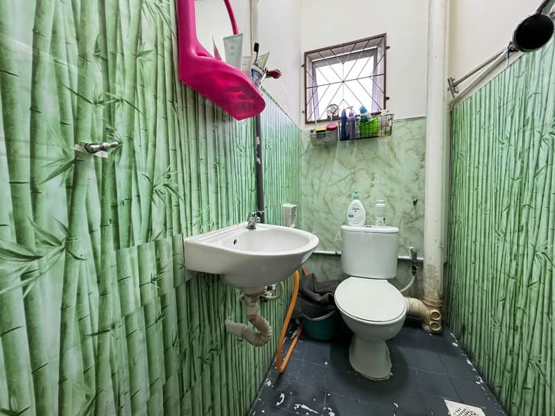 Rumah Teres 2 Tingkat untuk Dijual di Pandan Perdana (Cheras) - Lewis Tam - Bathroom - PropertyGuru.com.my