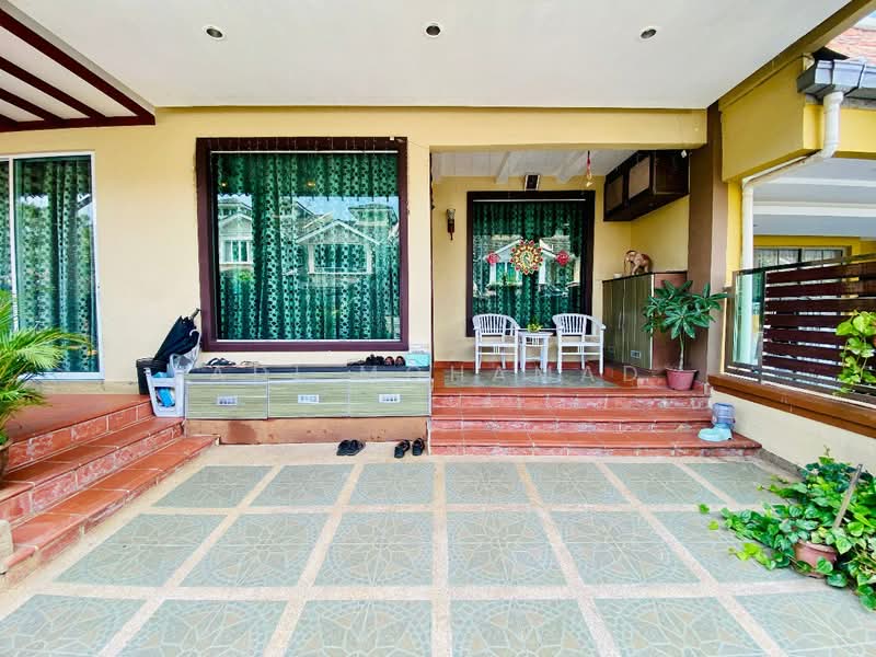 2.5-storey Terraced House for Sale in Bukit Antarabangsa (Ulu Kelang) - Adi Mohamad - Exterior - PropertyGuru.com.my