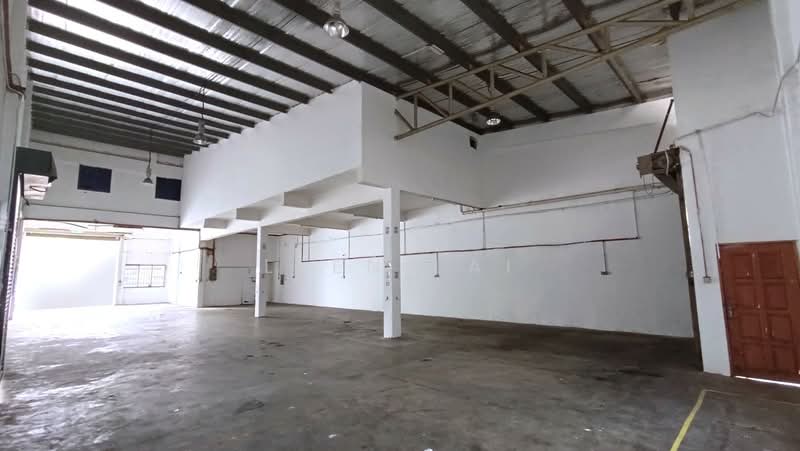Factory for Rent in Taman Perindustrian Cemerlang (Ulu Tiram) - Leen Lai - Interior - PropertyGuru.com.my