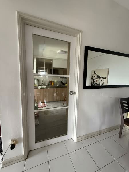 Kitchen Entrance