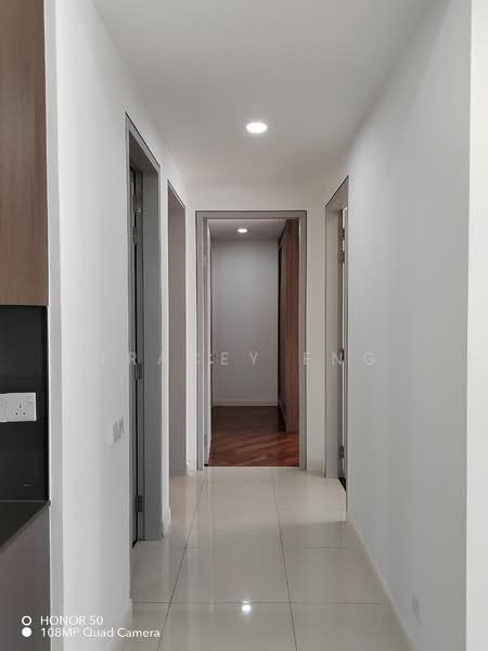 Kondominium untuk Dijual di Grand Medini - Tracey Eng - Door Walkway - PropertyGuru.com.my