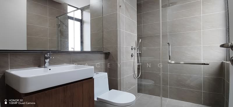 Kondominium untuk Dijual di Grand Medini - Tracey Eng - Bathroom - PropertyGuru.com.my