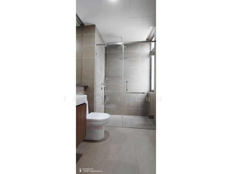 Kondominium untuk Dijual di Grand Medini - Tracey Eng - Bathroom - PropertyGuru.com.my