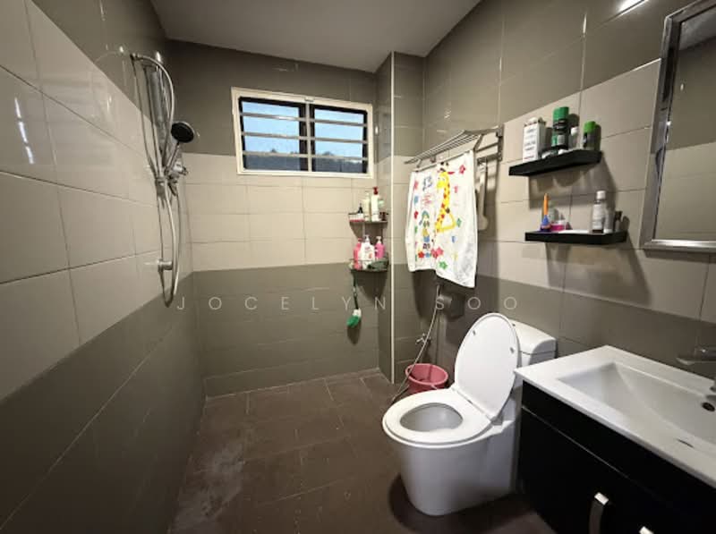 2-storey Terraced House for Sale in Bandar Sungai Long (Selangor) - Jocelyn Soo - Bathroom - PropertyGuru.com.my