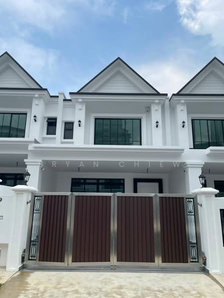 Rumah Teres 2 Tingkat untuk Dijual di Bandar Seri Alam (Masai) - Bryan Chiew - Exterior - PropertyGuru.com.my