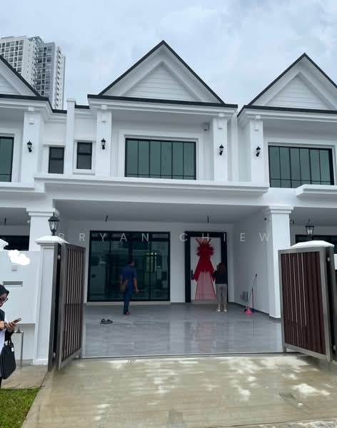 Rumah Teres 2 Tingkat untuk Dijual di Bandar Seri Alam (Masai) - Bryan Chiew - Exterior - PropertyGuru.com.my