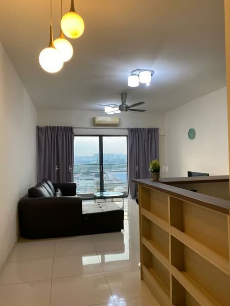 Servis Apartment untuk Dijual di SetiaWalk - Fendi tan - Living Room - PropertyGuru.com.my