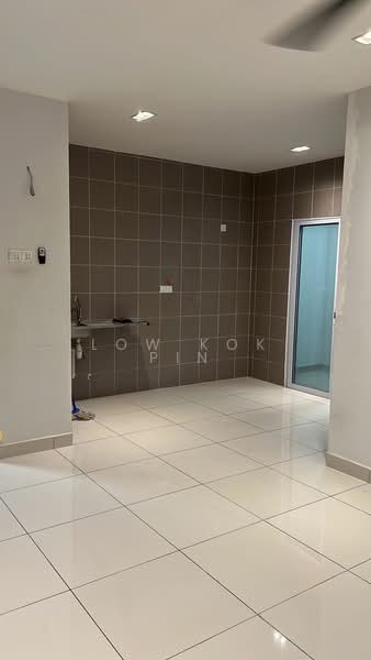 Condominium for Sale at Aurora Residence @ Lake Side City - Low Kok Pin - Kitchen - PropertyGuru.com.my