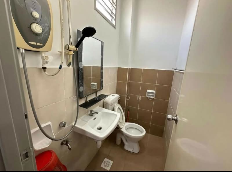 2-storey Terraced House for Rent in Taman Daya (Johor Bahru) - Gynn Ong - Bathroom - PropertyGuru.com.my