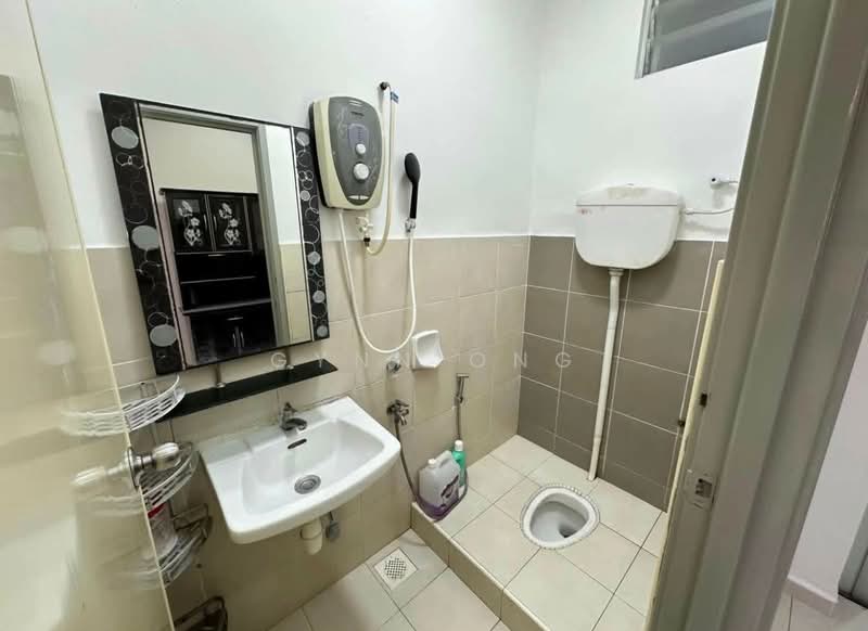 2-storey Terraced House for Rent in Taman Daya (Johor Bahru) - Gynn Ong - Bathroom - PropertyGuru.com.my