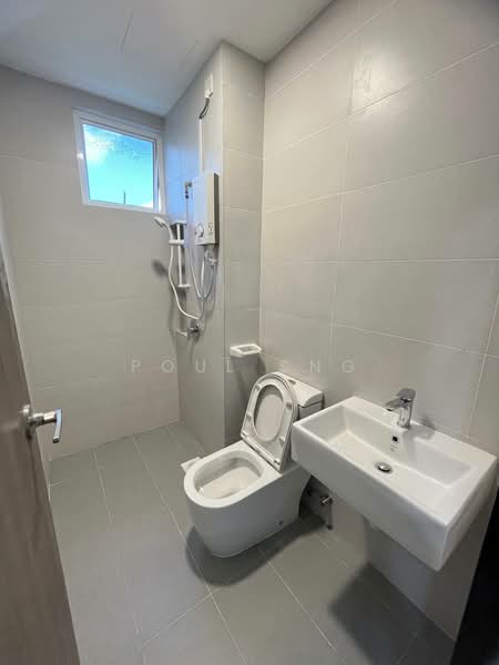 Service Residence for Rent at TRELLIS RESIDENCES - Poul Sng - Bathroom - PropertyGuru.com.my