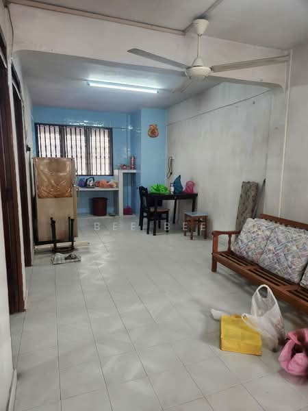 Flat for Rent at Flat Taman Ungku Tun Aminah - Bee Bee - PropertyGuru.com.my