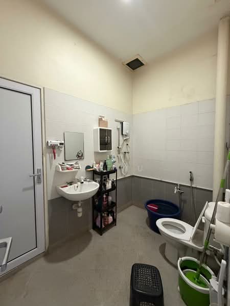 2-storey Terraced House for Sale in Taman Bukit Kecil (Bukit Mertajam) - KY Wu - Bathroom - PropertyGuru.com.my