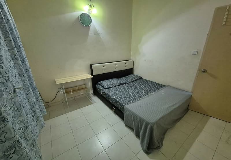 Apartment for Sale at Alpine Village - Alexis Chee - Bedroom - PropertyGuru.com.my