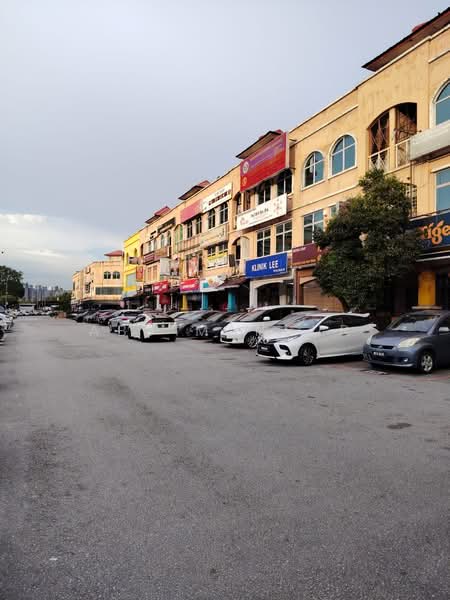 Shop for Rent in Bandar Puteri Puchong (Puchong) - Abu Mansur - Exterior - PropertyGuru.com.my