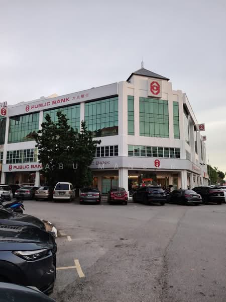 Shop for Rent in Bandar Puteri Puchong (Puchong) - Abu Mansur - Exterior - PropertyGuru.com.my