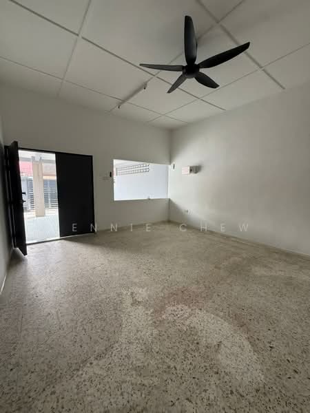 Semi-Detached House for Sale in Taman Sentosa (Johor Bahru) - Jennie Chew - Living Room - PropertyGuru.com.my