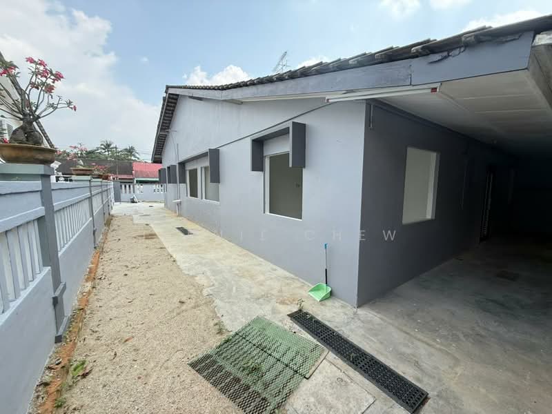 Semi-Detached House for Sale in Taman Sentosa (Johor Bahru) - Jennie Chew - Exterior - PropertyGuru.com.my