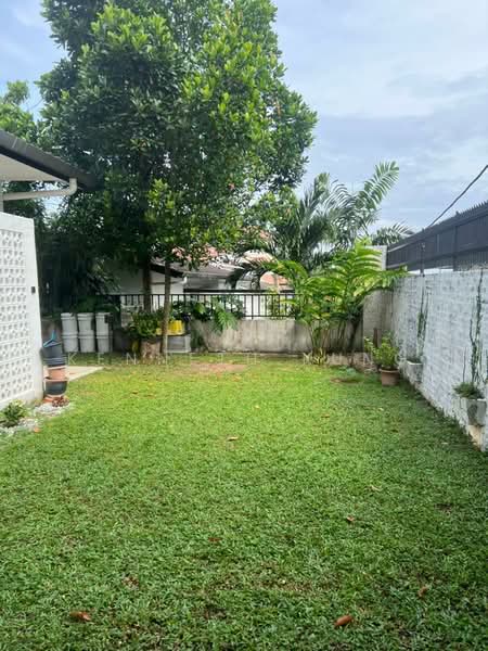 Bungalow for Sale in Pearl Hill (Tanjung Bungah) - Kenneth Kung - Garden - PropertyGuru.com.my