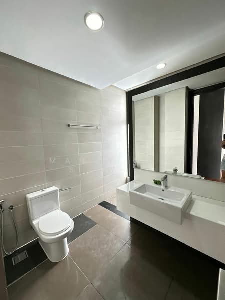 Terraced House for Sale in Medini (Iskandar Puteri (Nusajaya)) - Mandy Goh Siew Li - Bathroom - PropertyGuru.com.my