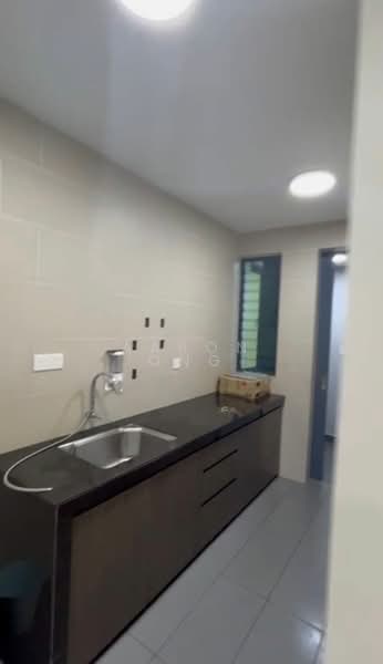 Kondominium untuk Dijual di Ascenda Residence @ Skyarena - Aaron Ong - Kitchen - PropertyGuru.com.my