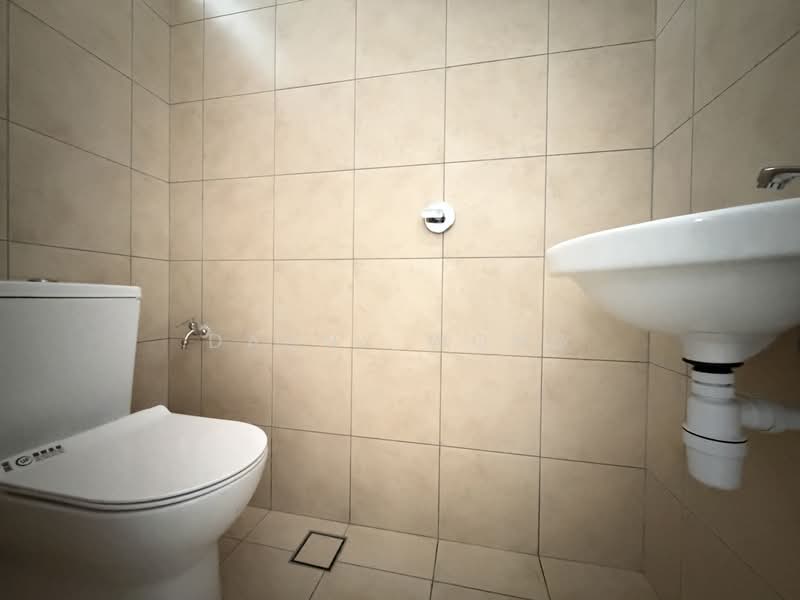 Semi-Detached House for Sale in Bandar Gamuda Gardens (Rawang) - Danny Wong - Bathroom - PropertyGuru.com.my