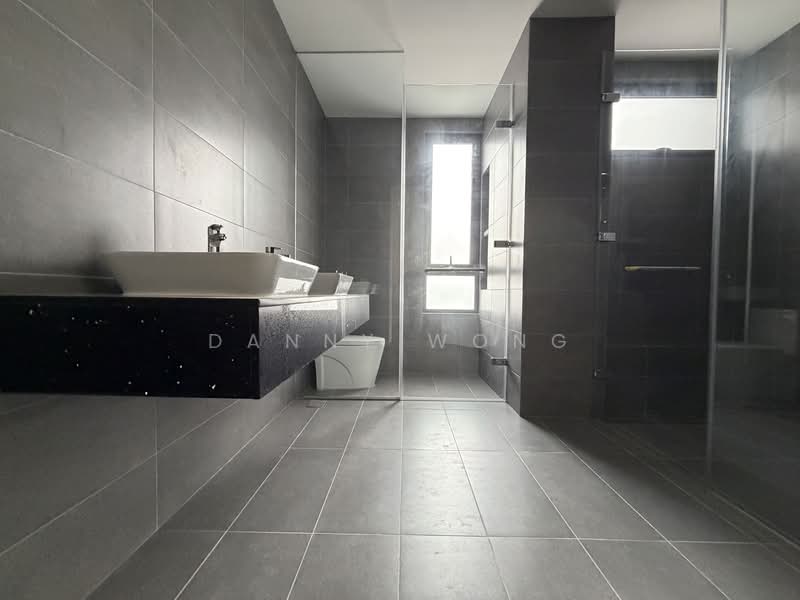 Semi-Detached House for Sale in Bandar Gamuda Gardens (Rawang) - Danny Wong - Bathroom - PropertyGuru.com.my