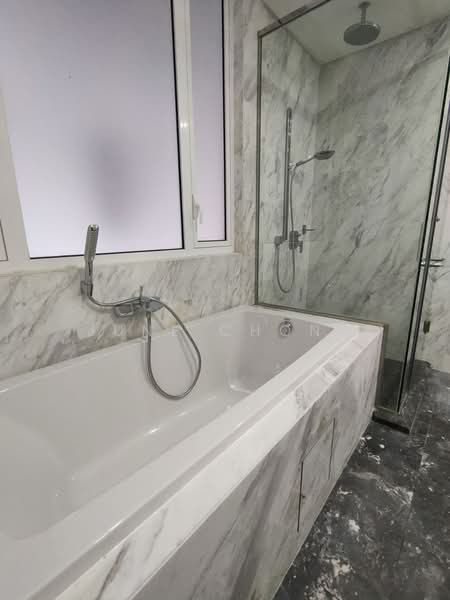 Rumah Teres 4 Tingkat untuk Dijual di Johor Bahru (Johor) - June Chong - Bathroom - PropertyGuru.com.my