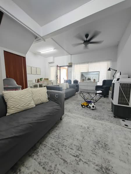 Terraced House for Sale in Seri Kembangan (Selangor) - Vince Lim - Living Room - PropertyGuru.com.my