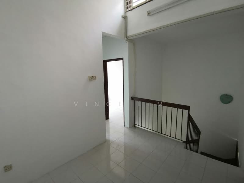 Terraced House for Sale in Seri Kembangan (Selangor) - Vince Lim - Interior - PropertyGuru.com.my