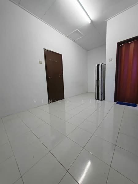 Terraced House for Sale in Seri Kembangan (Selangor) - Vince Lim - Interior - PropertyGuru.com.my