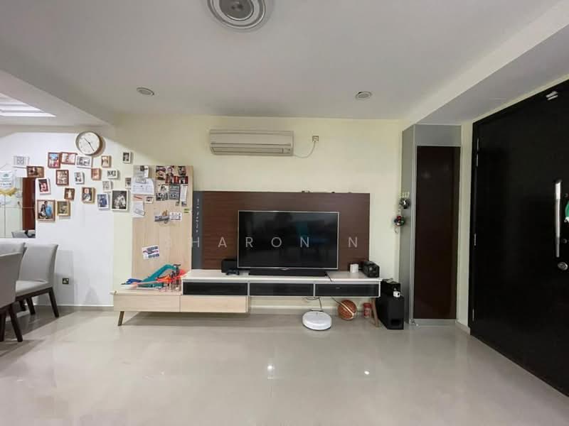 2-storey Terraced House for Sale in Taman Setia Indah (Tebrau) - Sharon Ng - Living Room - PropertyGuru.com.my