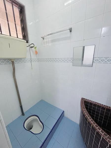 2-storey Terraced House for Sale in Permas Jaya (Johor) - Jet Pang - Bathroom - PropertyGuru.com.my