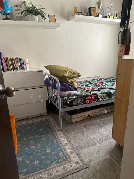 Pangsapuri untuk Dijual di Sri Raya (Rayana Rise) - Zawana BT Zaidi Ana - Bedroom - PropertyGuru.com.my