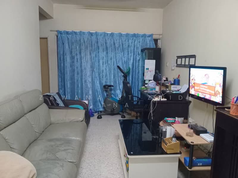 Apartment for Sale at Sri Raya (Rayana Rise) - Zawana BT Zaidi Ana - Living Room - PropertyGuru.com.my