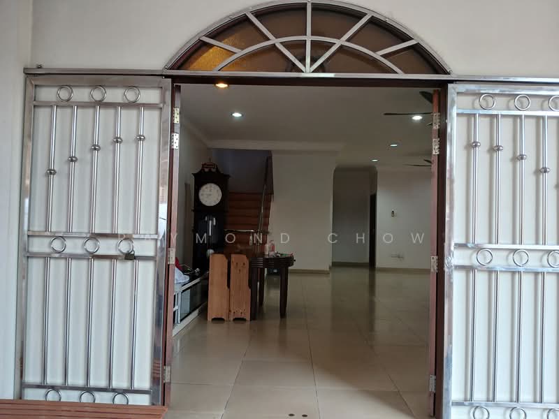 Rumah Banglo untuk Dijual di Kota Bharu (Kelantan) - Raymond Chow - Entrance - PropertyGuru.com.my