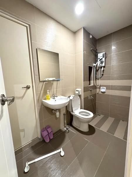 Semi-Detached House for Sale in Bandar Dato Onn (Tebrau) - Karl Lim - Bathroom - PropertyGuru.com.my