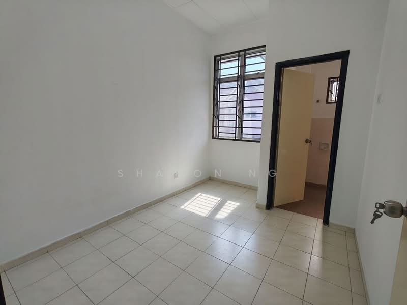 Taman Kempas Indah - 5