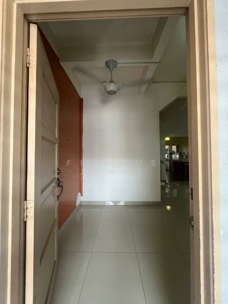 Kondominium untuk Dijual di Sphere Damansara - Ferdaus Johar - Entrance - PropertyGuru.com.my