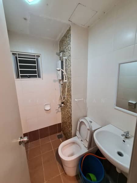 Kondominium untuk Disewa di Suasana Lumayan - KINKI CHAN - Bathroom - PropertyGuru.com.my